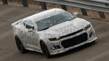 Chevy Camaro ZL1 spy photo