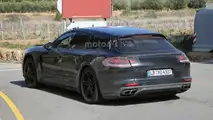 Porsche Panamera Shooting Brake spy photo