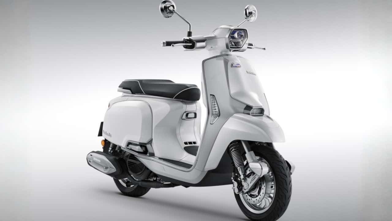 Lambretta’s New Scooter Is Basically A Vintage Italian Fashion Statement With Modern Tech