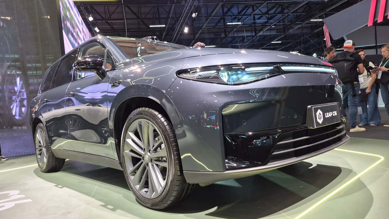 Stellantis reafirma produção da Leapmotor em Pernambuco e confirma C16