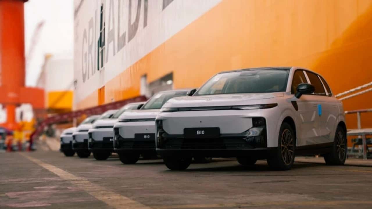 Le prime Leapmotor B10 in viaggio per l'Europa