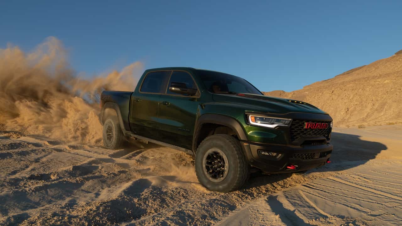 Ela voltou! Nova Ram TRX 2027 é revelada com V8 e 787 cv
