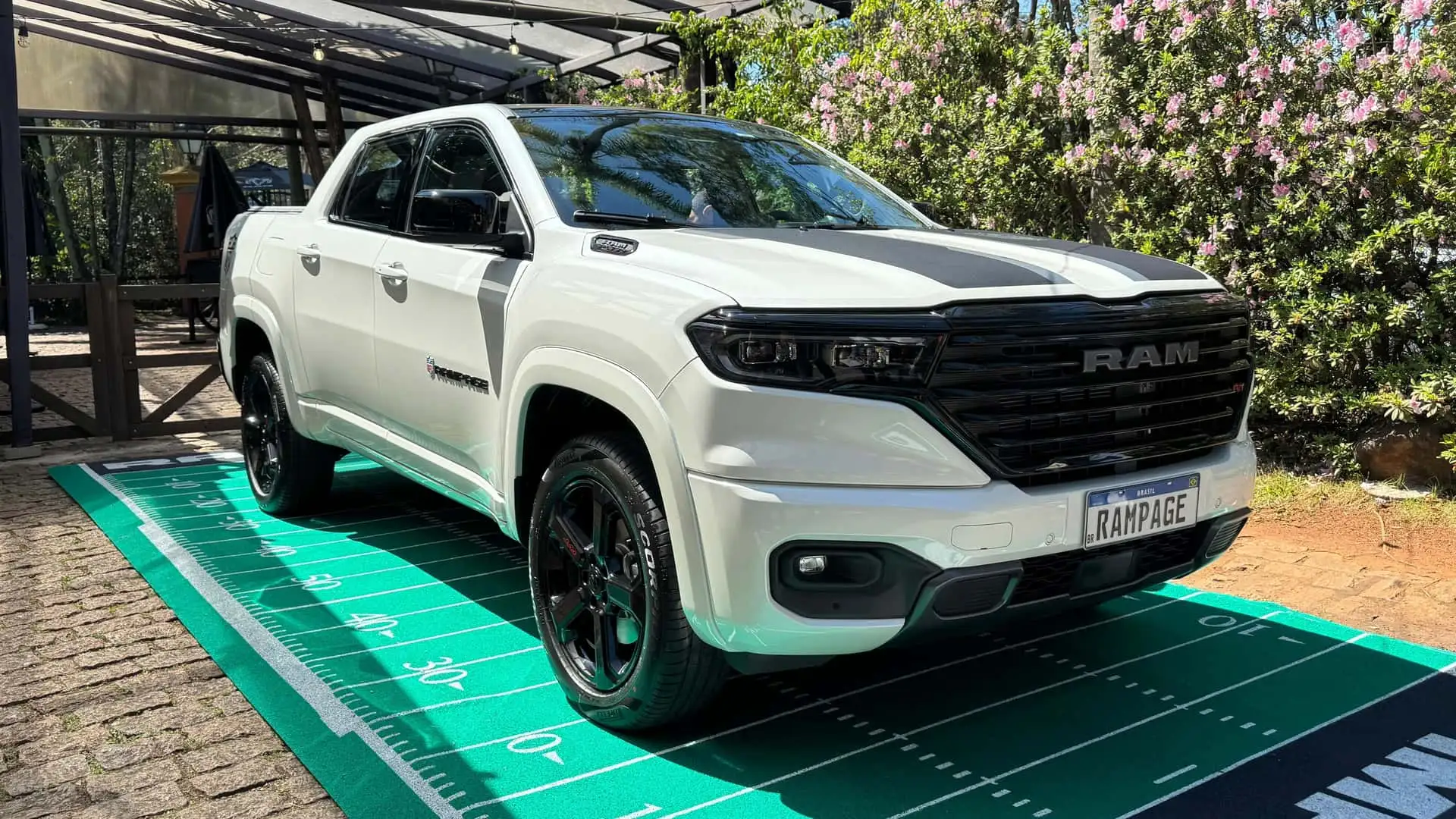 Ram lança Rampage R/T NFL Edition por R$ 275.990 e apenas 300 unidades