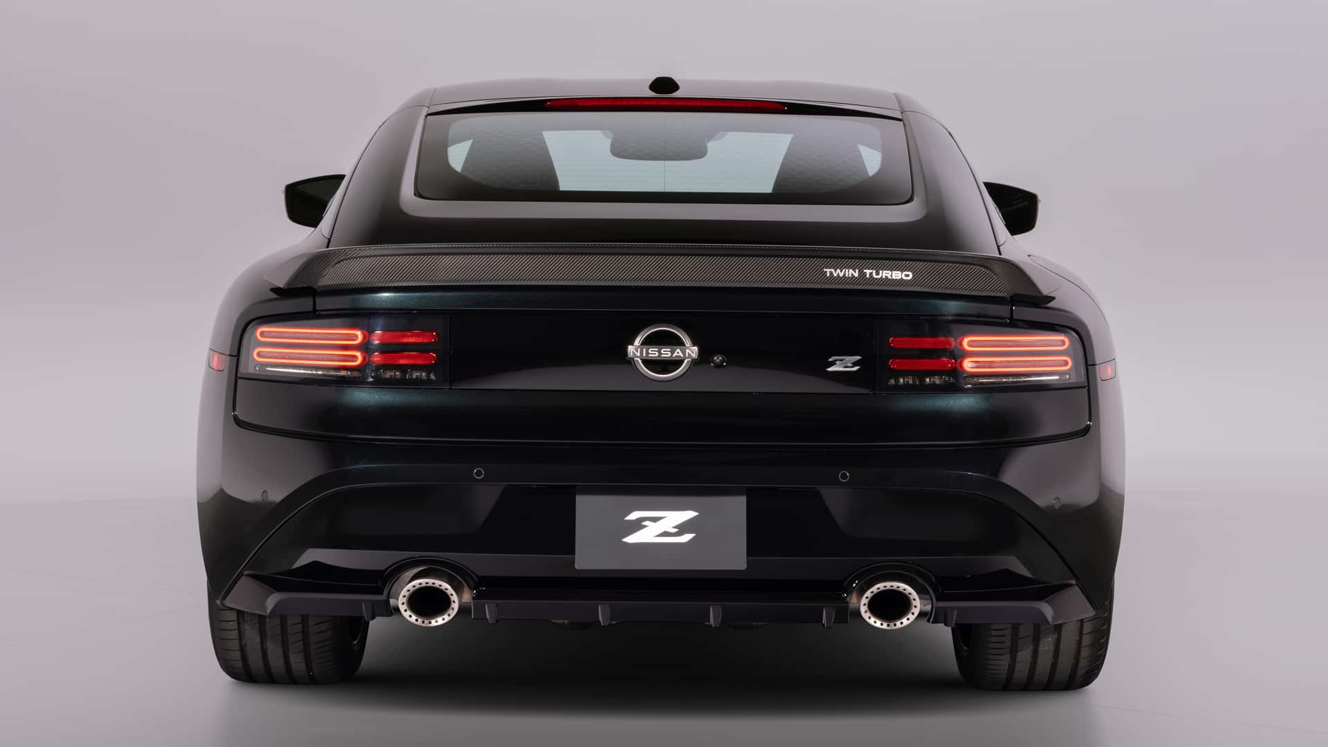 2026-nissan-z-heritage-edition-rear.jpg