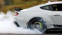 RTR Paketi ile 2026 Mustang EcoBoost