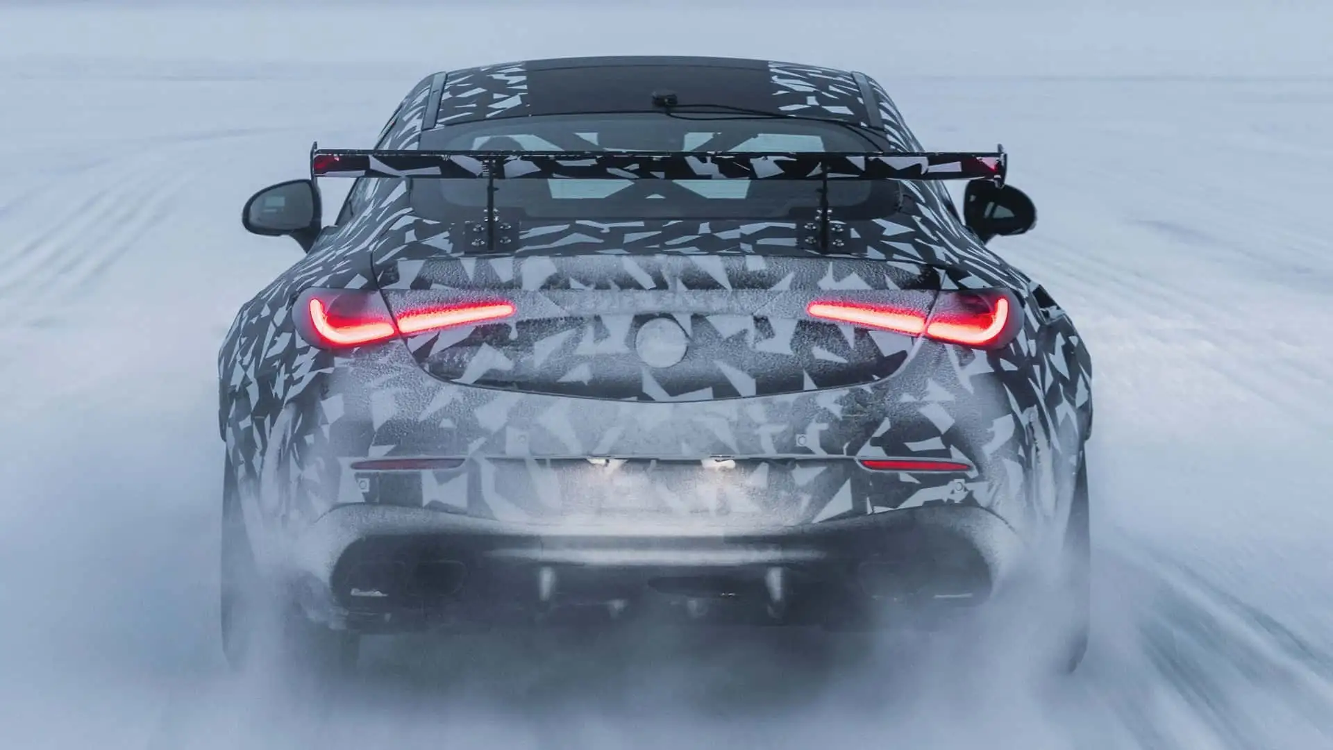 https://cdn.motor1.com/images/mgl/7Z2wno/s1/mercedes-benz-cle-mythos-teasers.webp
