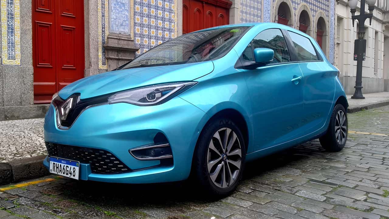renault-zoe-um-mes-dirigindo-um-carro-eletrico usado