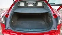 Tesla Model S Plaid (2026) em teste