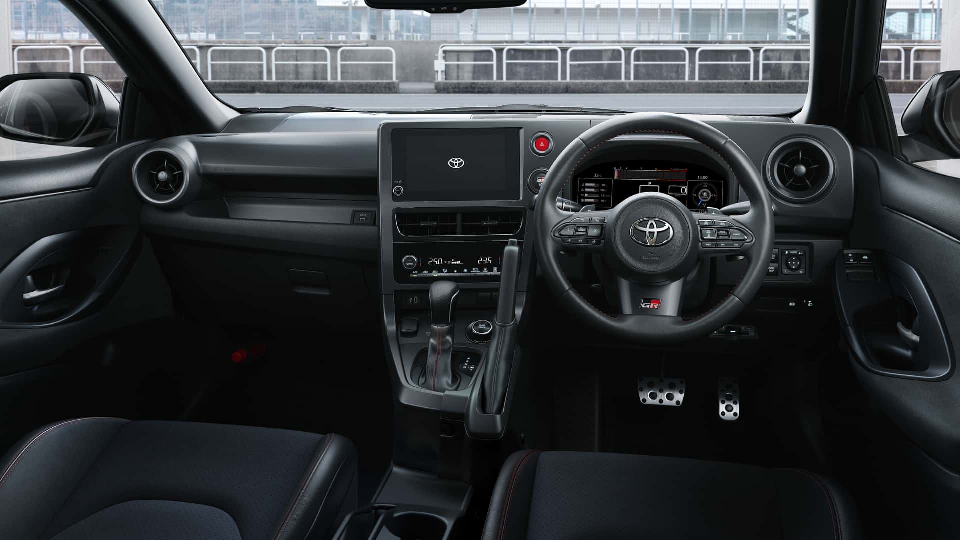 https://cdn.motor1.com/images/mgl/7Z316V/s1/2025-toyota-gr-yaris.jpg