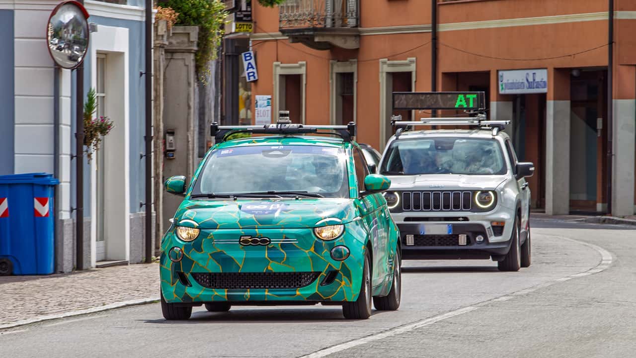 Nasce il car sharing per chi non può guidare