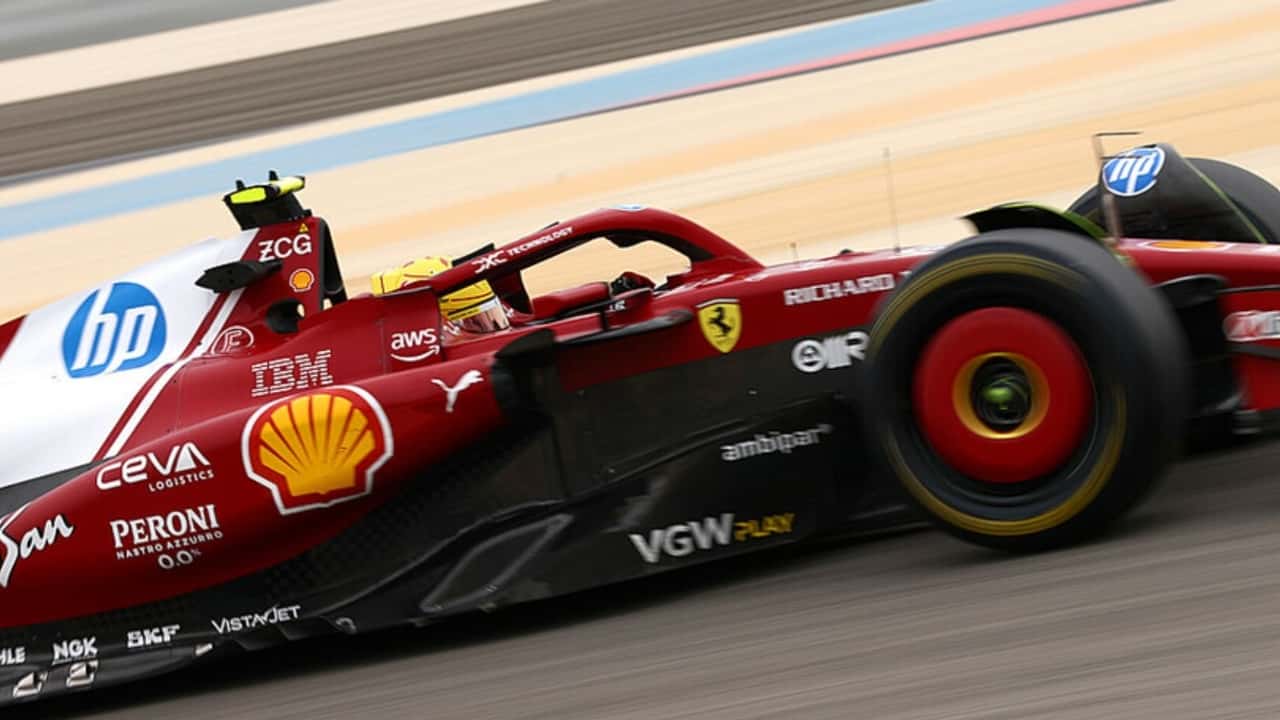 Lewis Hamilton dans la Ferrari