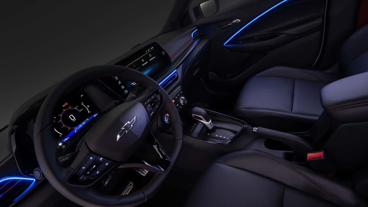 Novo Chevrolet Sonic tem interior revelado antes da estreia no Brasil