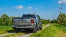Ram 1500 V8, la prova di Motor1.com