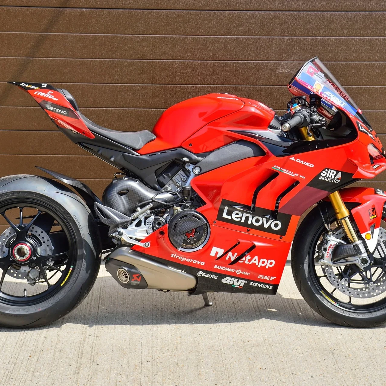 Редкие экземпляры Ducati отправляются на аукцион — фото 3