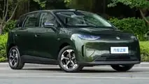 Leapmotor A05 é lançado na China 
