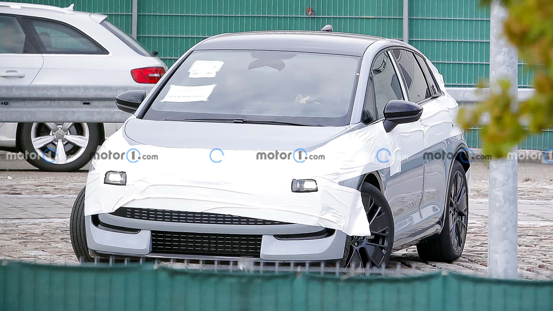audi-a2-e-tron-2026-erlkonig.jpg