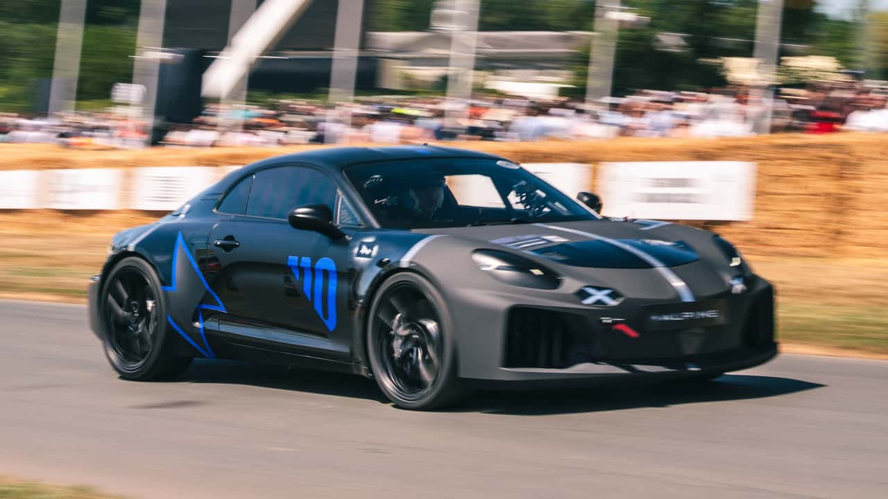 Alpine nie rezygnuje z elektrycznego sportowego auta — plan awaryjny z silnikiem istnieje