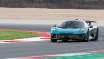 Aston Martin Valhalla, la prova di Motor1.com