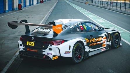 BMW M4 GT3 EVO (2026) au design inspiré de l’anime Bleach
