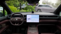 Nio ES8