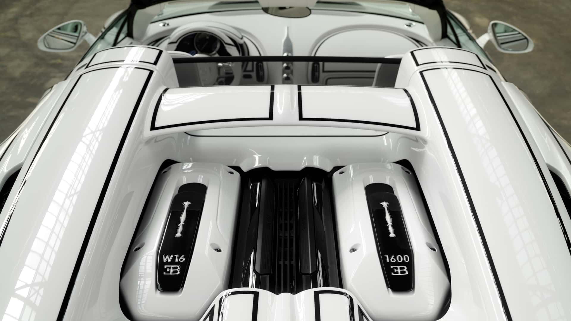 https://cdn.motor1.com/images/mgl/7ZEgNJ/s1/bugatti-w16-mistral-blanc-eternel.jpg