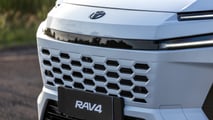 Toyota RAV4 XSE PHEV 2026