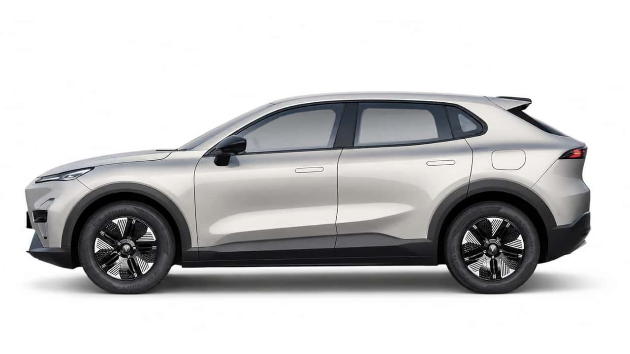 Este rival PHEV del Toyota RAV4 tiene un precio de locura