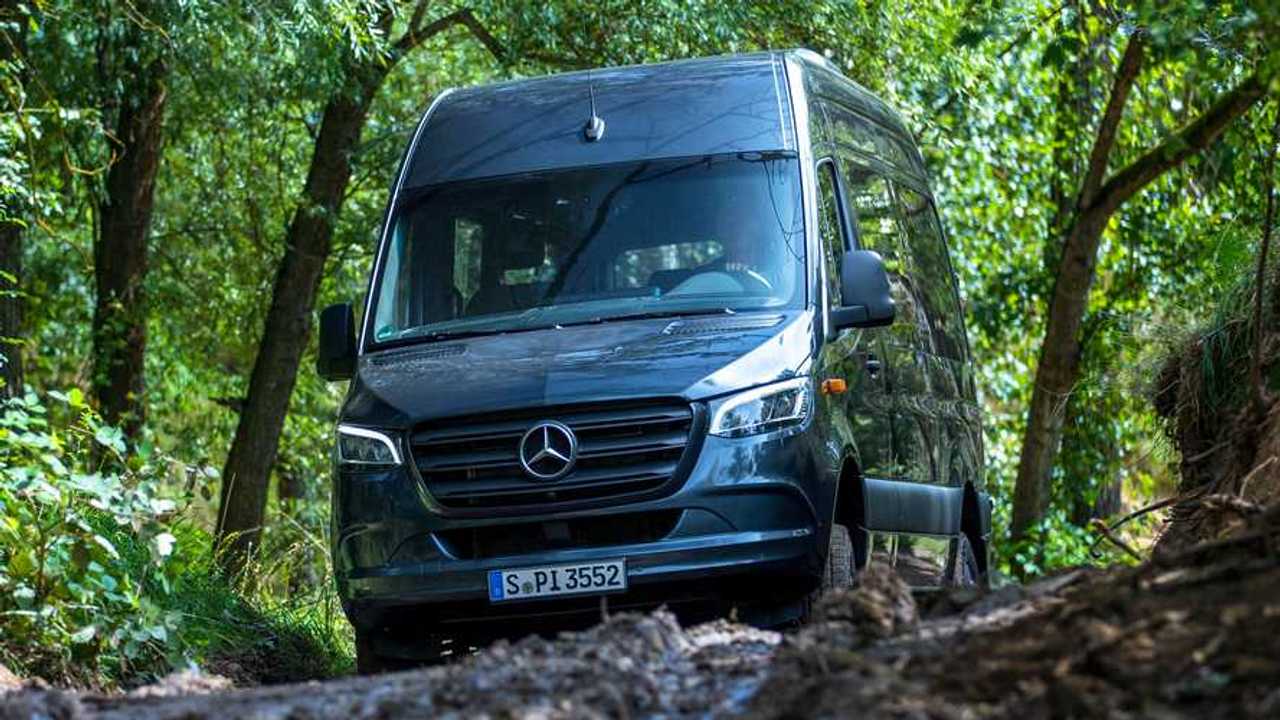 2023 Mercedes-Benz Sprinter Debuts With New Diesel Engine, AWD system
