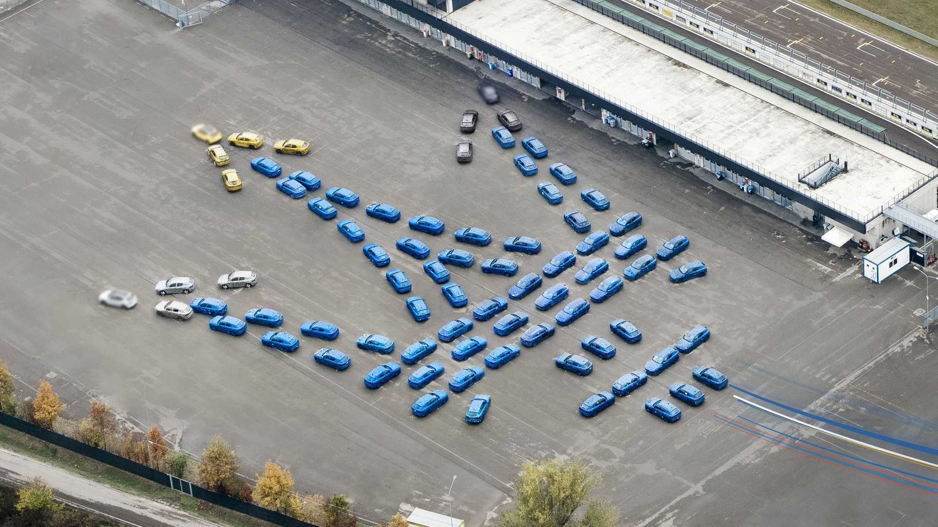 Maserati se burla de Grecale construyendo un tridente a partir de 80 prototipos