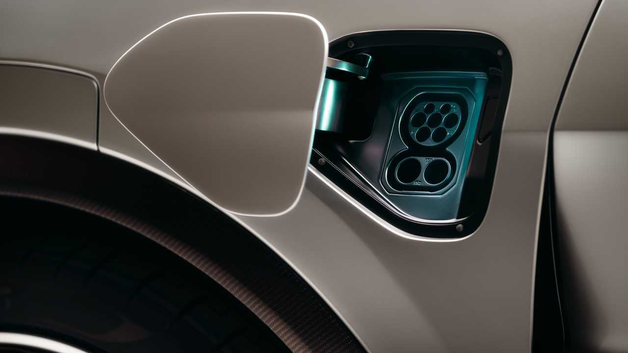 Lotus Eletre (2022)