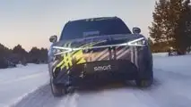 Smart #1 mit Tarnfolie beim Wintertest