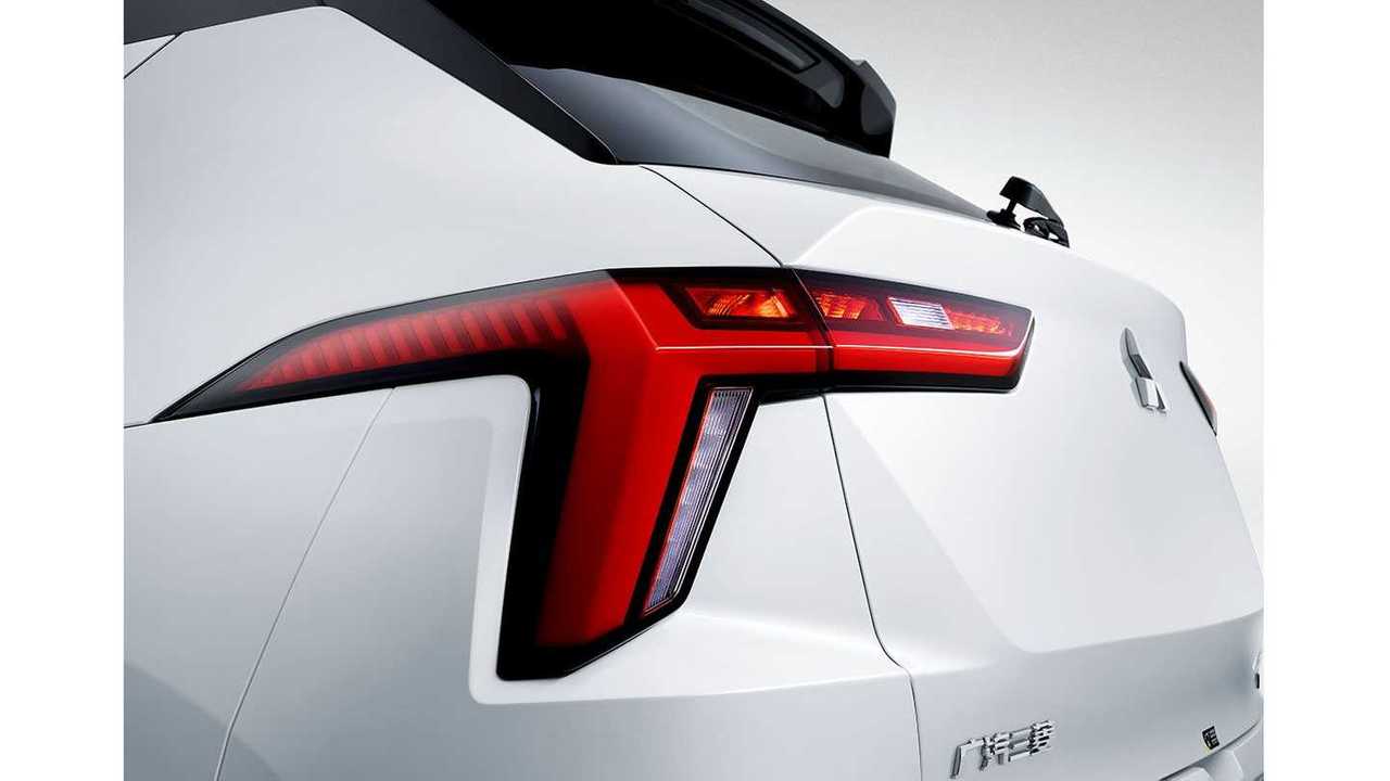 Mitsubishi Airtrek 2022