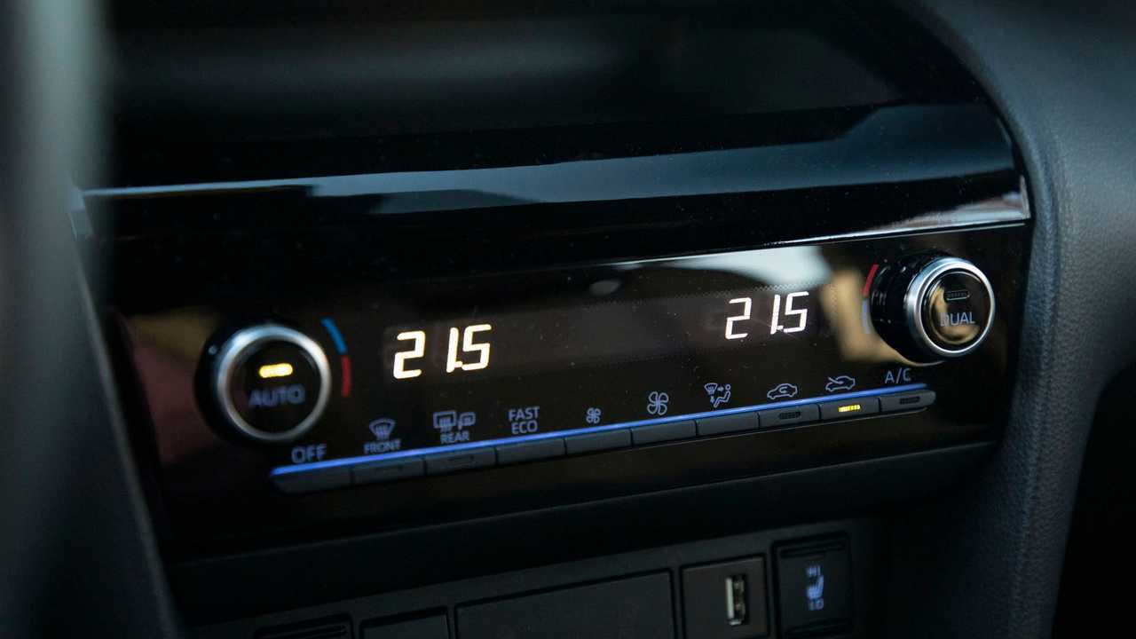 Prueba Toyota Yaris Cross 120H AWD-i Adventure