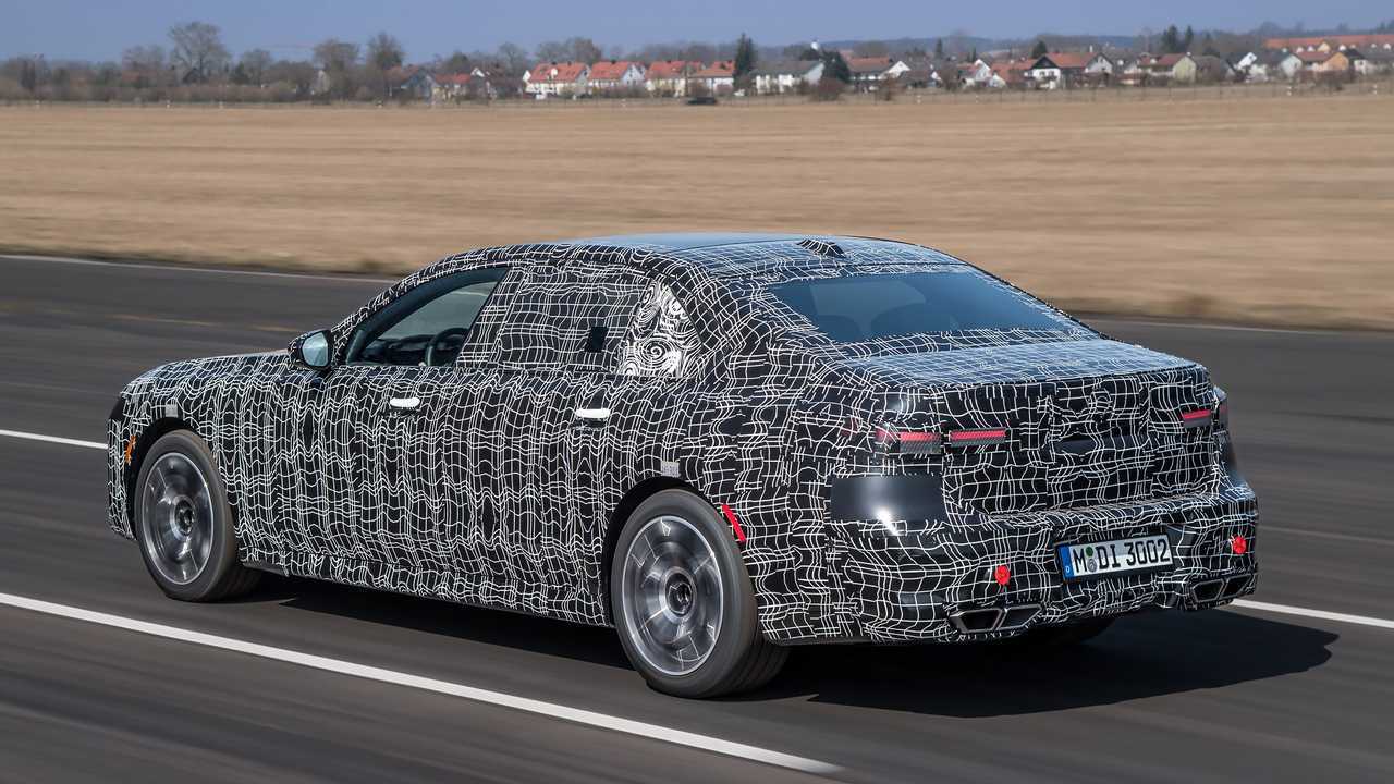 La prova in anteprima della BMW Serie 7