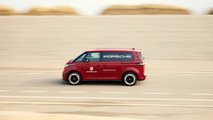 Volkswagen ID. Buzz with Porsche Renndienst branding