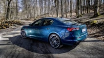 Maserati Ghibli 334 Ultima, prova su strada