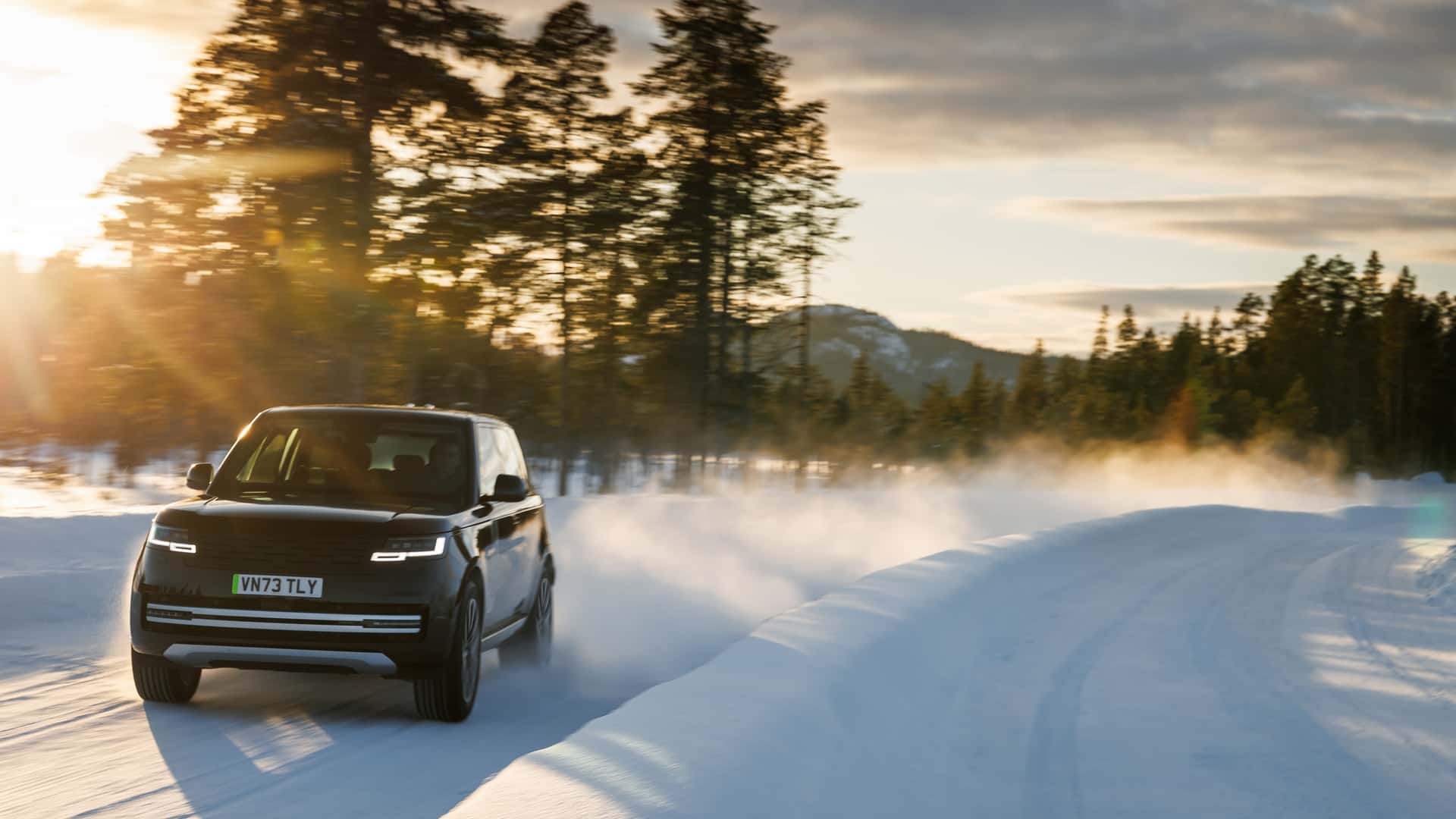 Range Rover Electric, прототип на зимних тестах