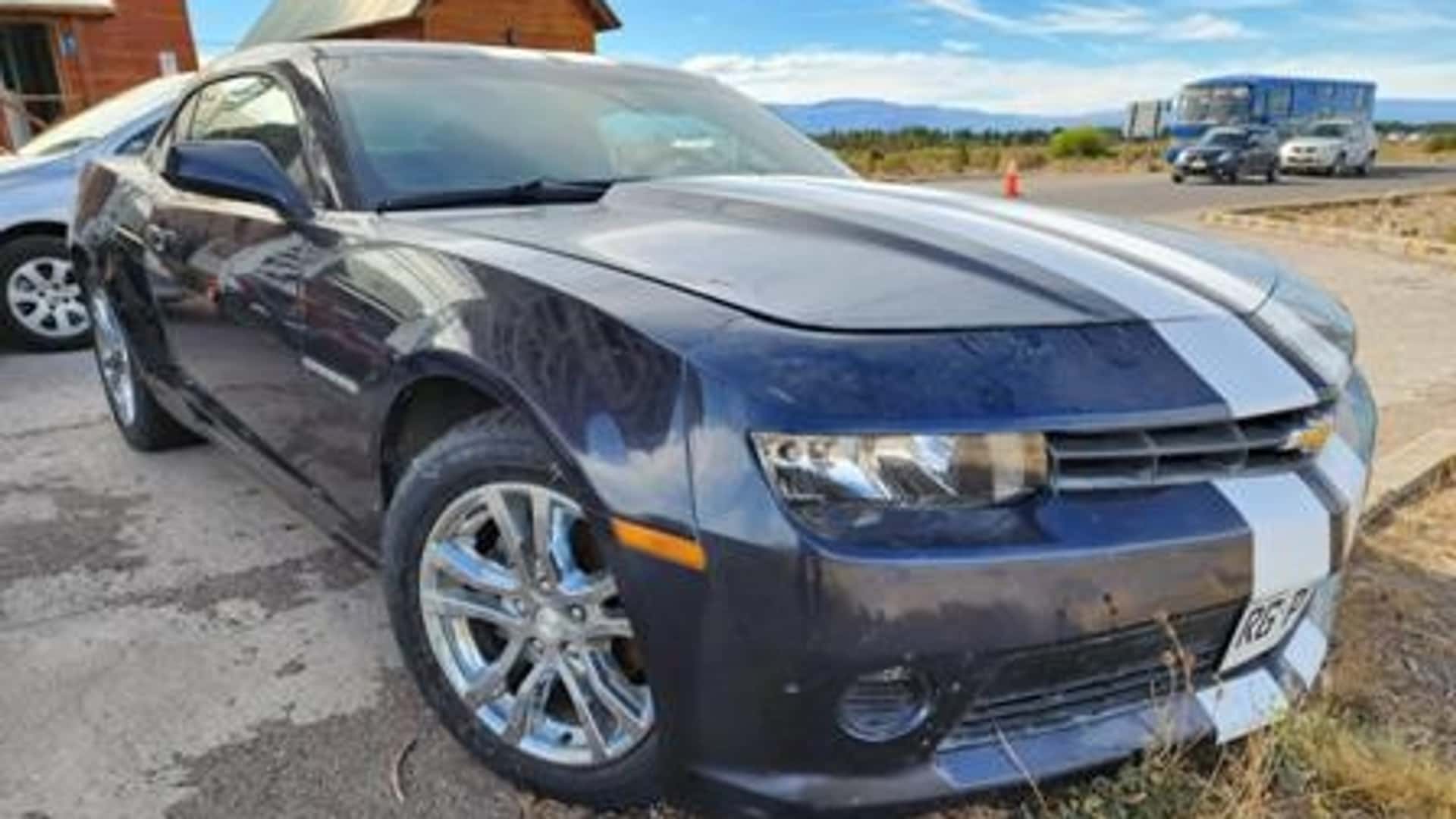 Sale a remate un Camaro por cinco millones de pesos: no lo compres