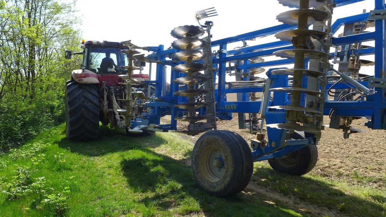 Case IH Magnum 370 CVX