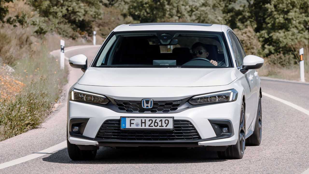 Honda Civic e:HEV (2022) nel test