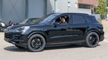 Porsche Cayenne Refresh Spy Shots