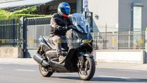 Yamaha XMAX 300 Spy Photos - Front Right Angle View