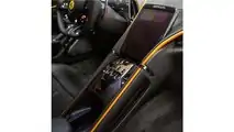 Ferrari Roma marrón Tailor Made