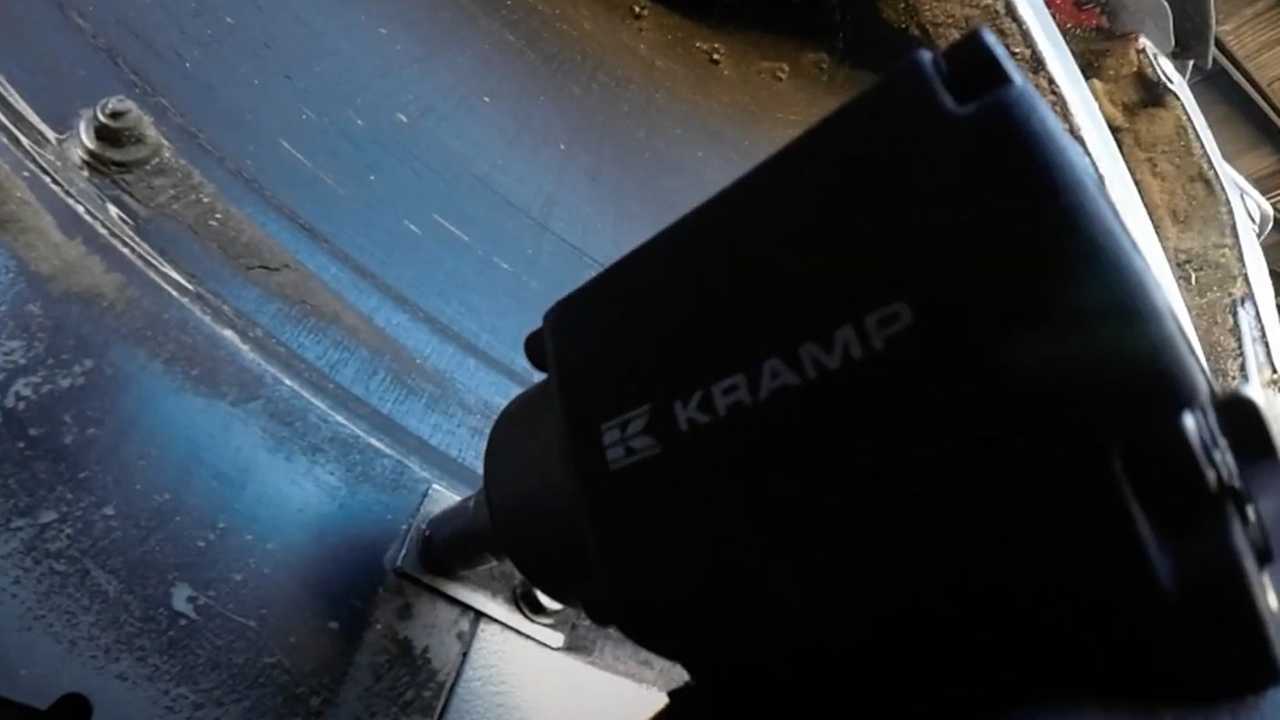 Avvitatore pneumatico Kramp. In Campo con Giulia