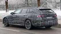 BMW i5 Touring new spy photo