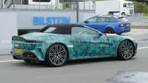 Fotos espía del Aston Martin Vantage Volante 2024