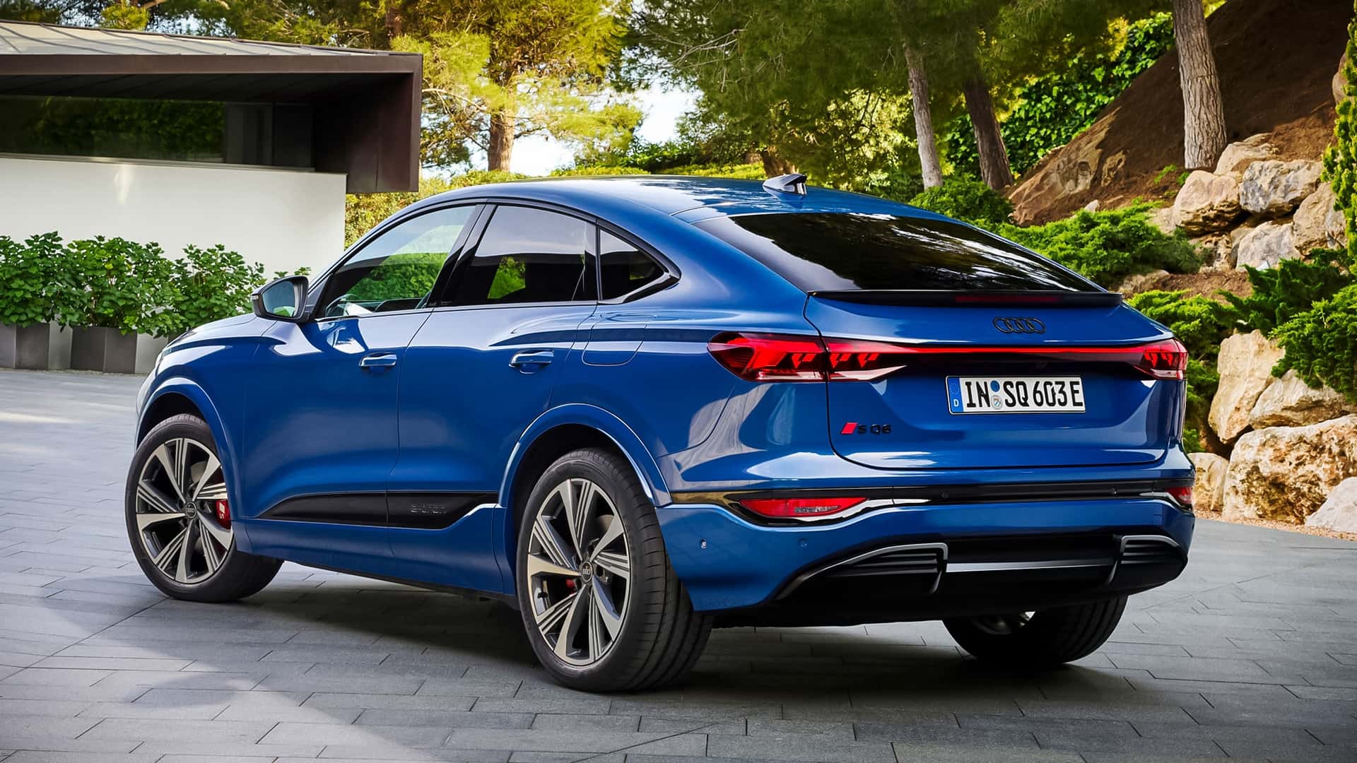 audi-sq6-sportback-e-tron-2024.jpg