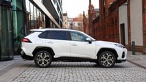 Suzuki Across Plugin Hybrid 2025 Test