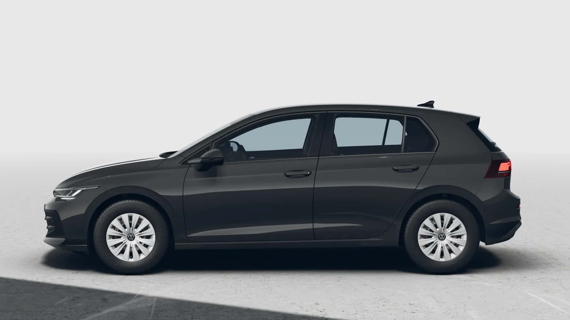 https://cdn.motor1.com/images/mgl/7ZoQ1V/s1/base-2024-vw-golf.jpg