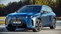 BMW iX xDrive60 (2025)